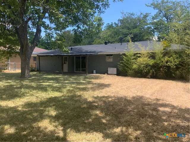 $1,395 | 2016 South 11th Street, Temple, TX 76504