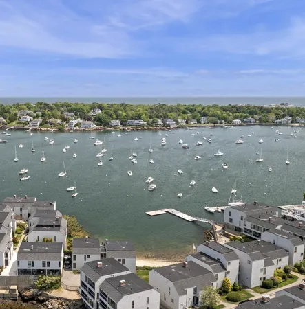 $3,300 | 5 Independence Way, Unit C, Marblehead, MA 01945