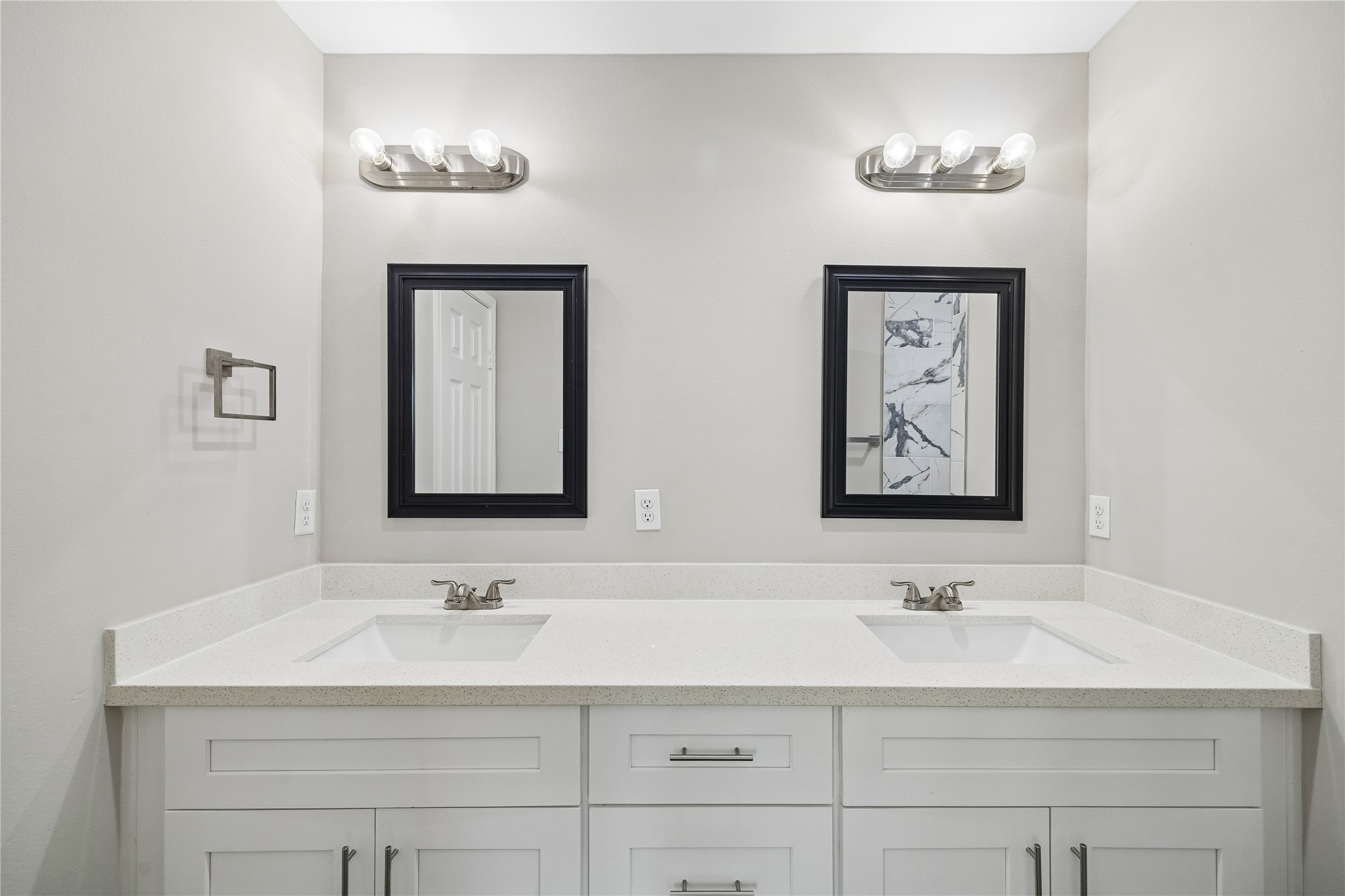 3342 Simmons Street Houston, TX 77004 - Photo 12 of 20