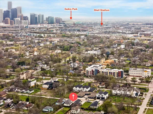 $279,000 | 3342 Simmons Street, Houston, TX 77004