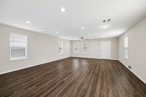 $279,000 | 3342 Simmons Street, Houston, TX 77004