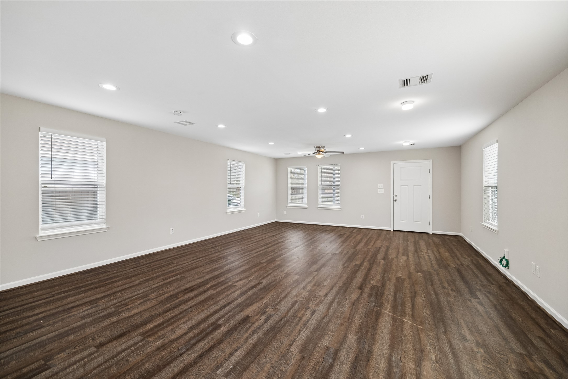 3342 Simmons Street Houston, TX 77004 - Photo 6 of 20