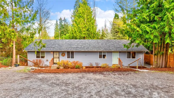 $749,000 | 22717 4th Avenue Southeast, Bothell, WA 98021