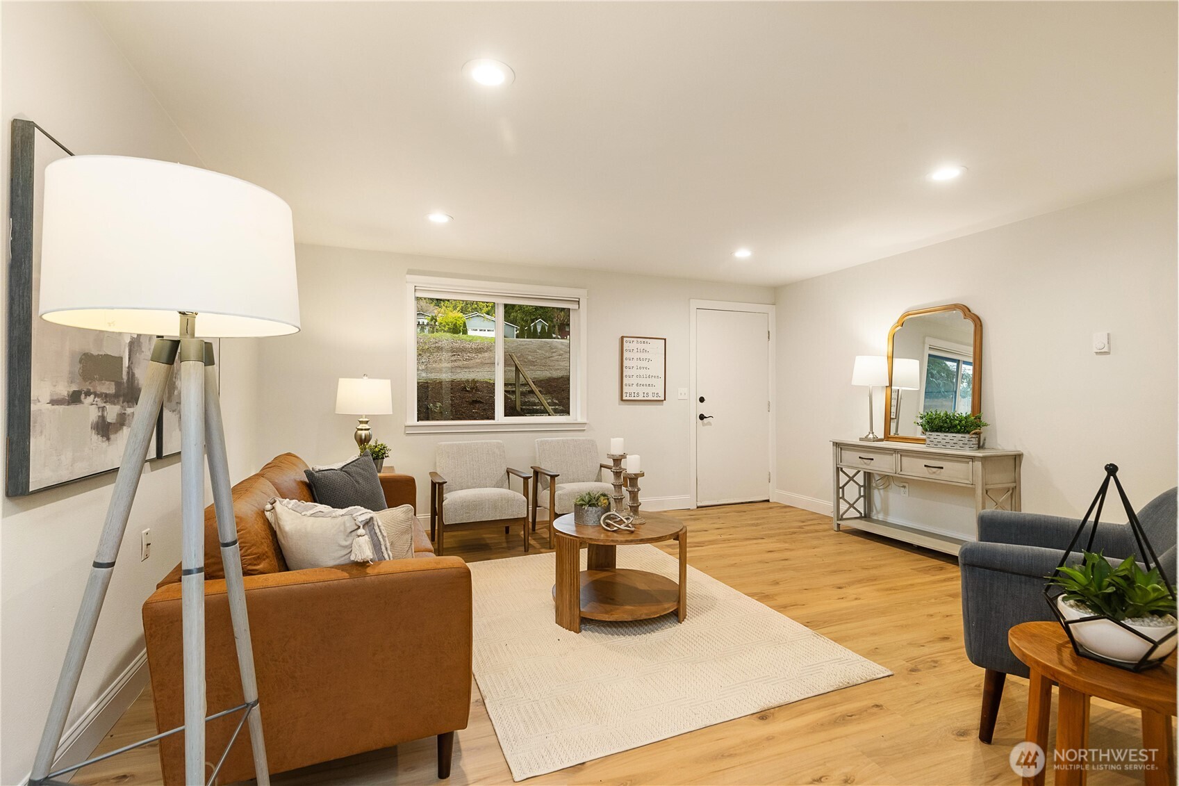 22717 4th Avenue Southeast Bothell, WA 98021 - Photo 6 of 21