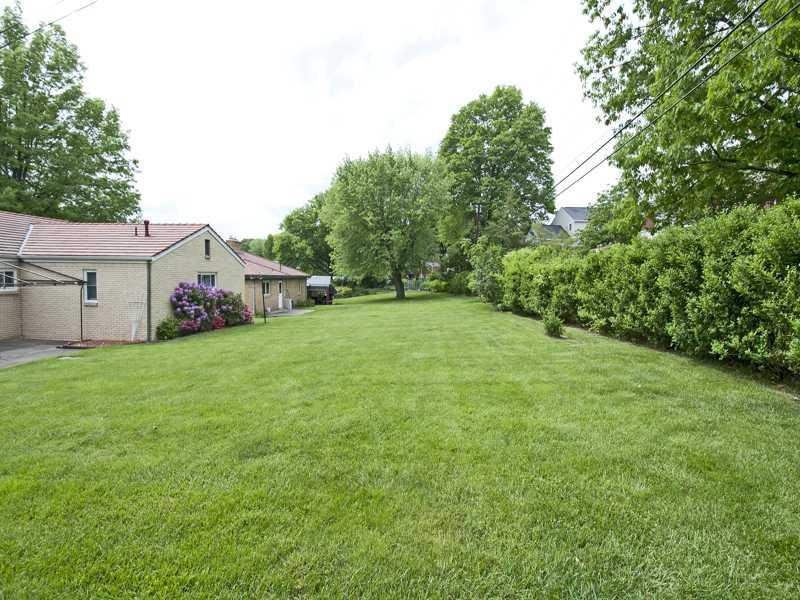 1261 Varner Road Whitehall, PA 15227 - Photo 9 of 9 Exterior Back.
