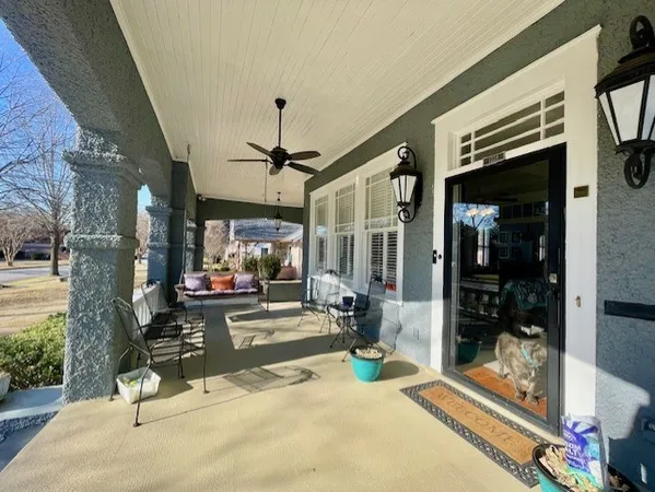 a view of outdoor space