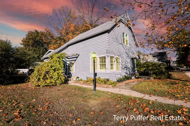 $408,900 | 305 North Robert Street, Ludington, MI 49431