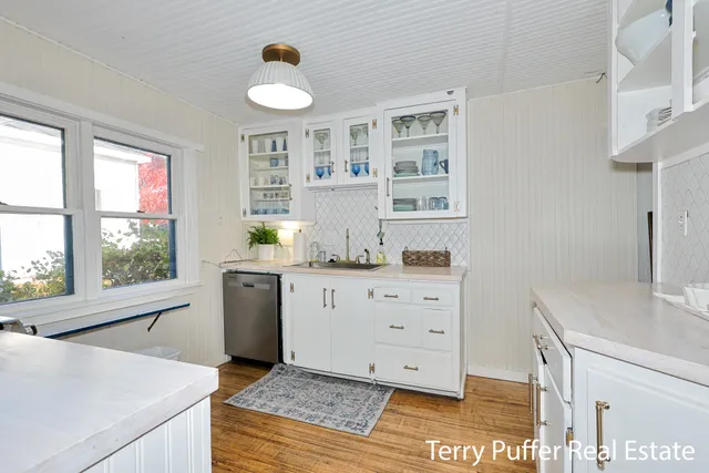 $408,900 | 305 North Robert Street, Ludington, MI 49431