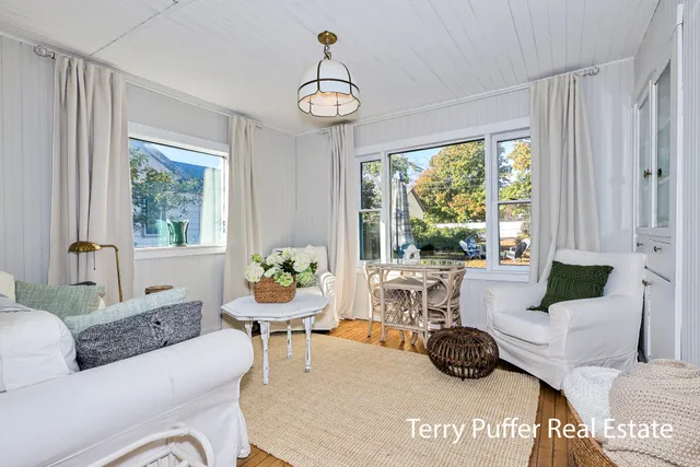 $408,900 | 305 North Robert Street, Ludington, MI 49431