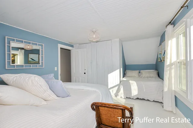 $408,900 | 305 North Robert Street, Ludington, MI 49431