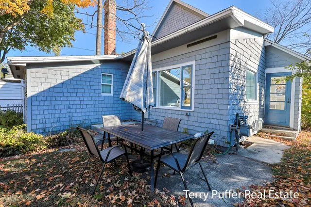 $408,900 | 305 North Robert Street, Ludington, MI 49431