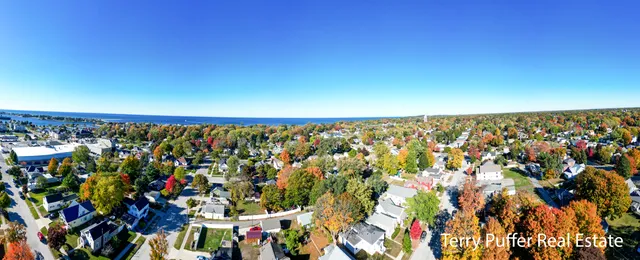 $408,900 | 305 North Robert Street, Ludington, MI 49431