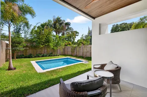 $1,525,000 | 910 Southeast 13th Street, Fort Lauderdale, FL 33316