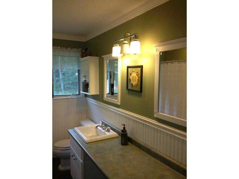 115 Albion Road Waterville, ME 04901 - Photo 16 of 22 Bathroom.