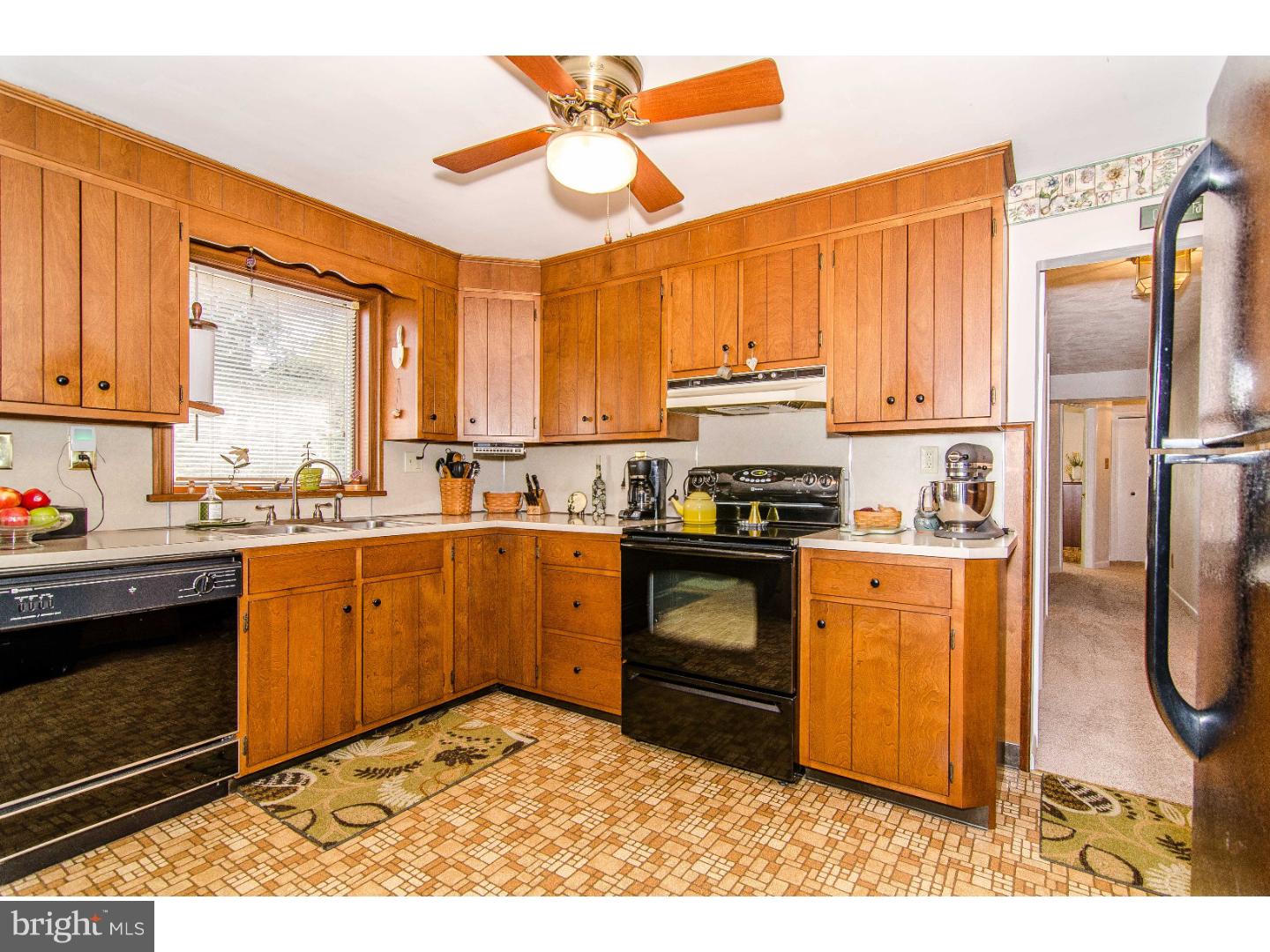 105 Saylors Mill Road Spring City, PA 19475 - Photo 7 of 24