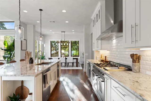 $26,000 | 1002 Meriden Lane, Austin, TX 78703