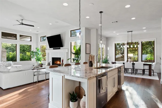 $26,000 | 1002 Meriden Lane, Austin, TX 78703