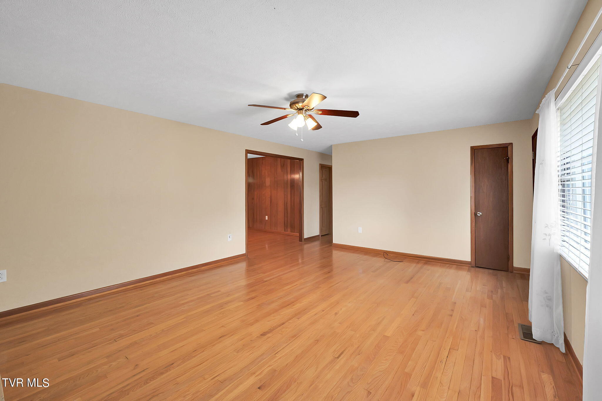 165 Lawson Road Bristol, VA 24201 - Photo 8 of 12 8-web-or-mls-68-lawson-rd