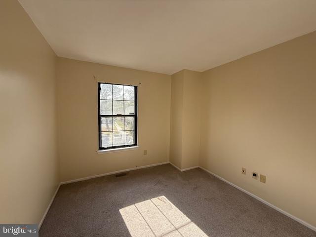 27 Stratton Court Robbinsville, NJ 08691 - Photo 13 of 28 an empty room with windows