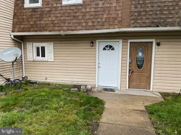 $224,900 | 511 Via Cascata Drive, Clementon, NJ 08021