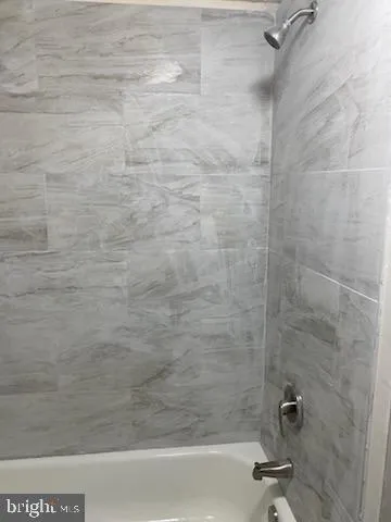 $229,900 | 511 Via Cascata Drive, Clementon, NJ 08021