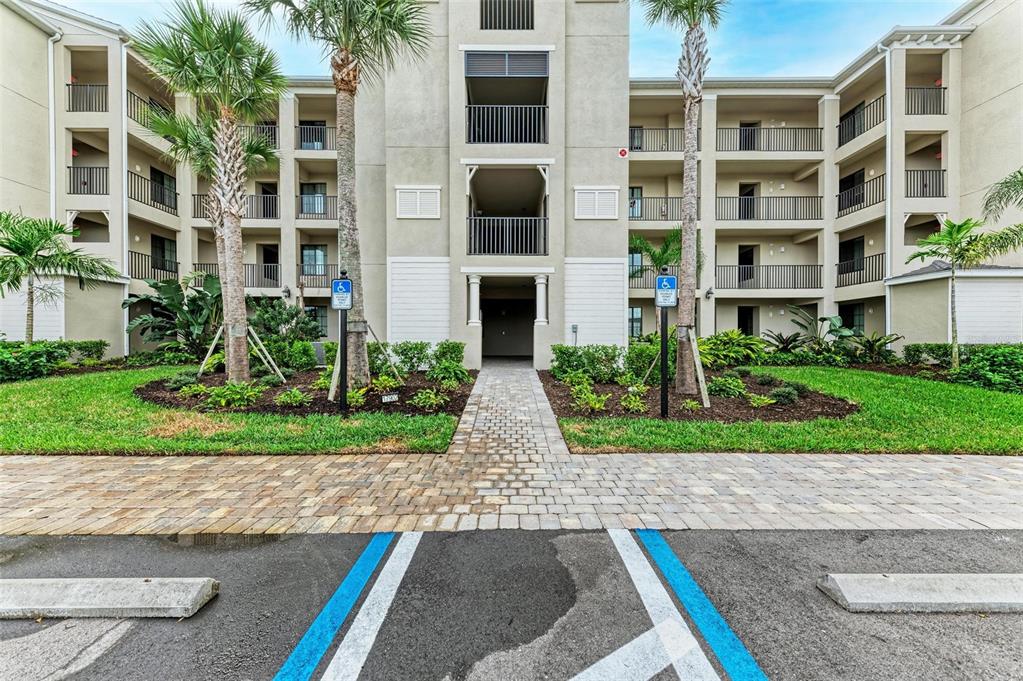 17902 Gawthrop Drive, Unit 307 Lakewood Ranch, FL 34211 - Photo 7 of 74