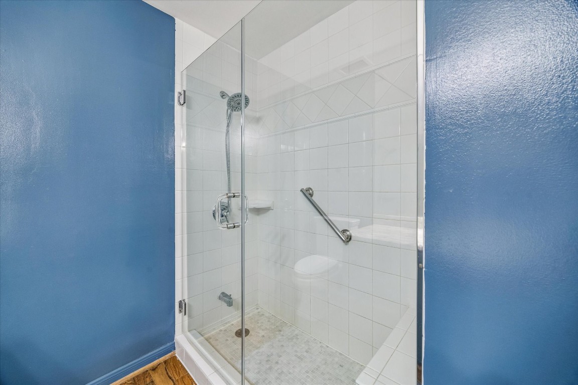 2200 Willowick Road, Unit 4D Houston, TX 77027 - Photo 17 of 36