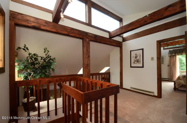 6 Old Mill Road Holmdel, NJ 07733 - Photo 19 of 33 Loft area