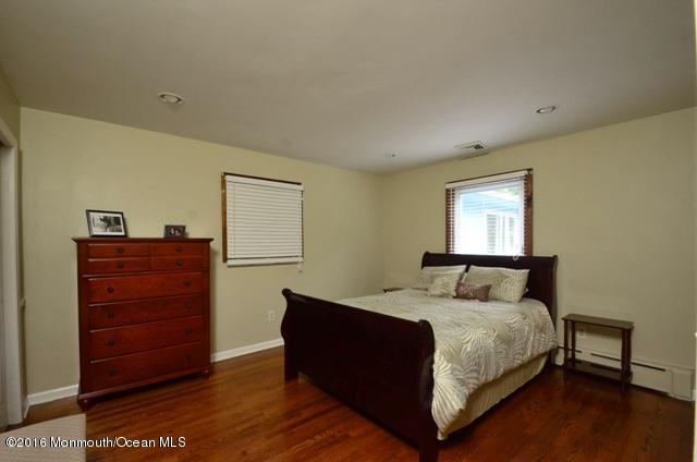 6 Old Mill Road Holmdel, NJ 07733 - Photo 21 of 33 Bedroom