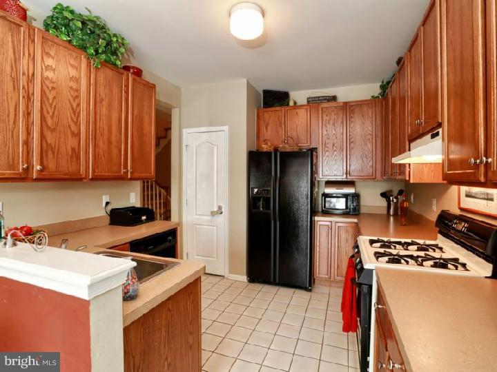 203 Hawthorne Way Delran, NJ 08075 - Photo 10 of 25
