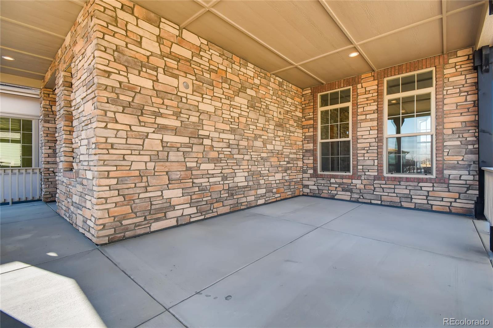 2293 Picadilly Circle Longmont, CO 80503 - Photo 4 of 35