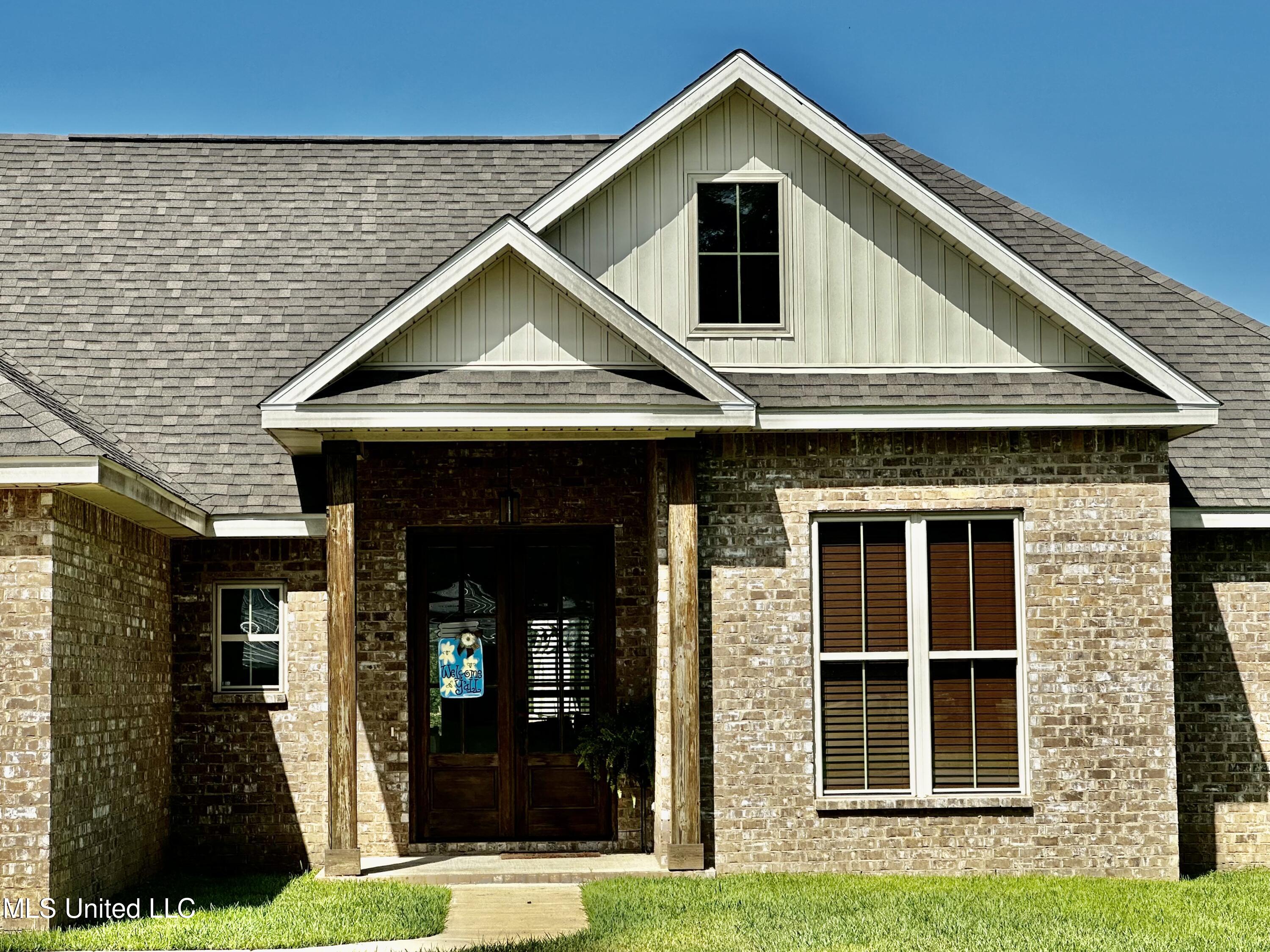 21057 Snow Street Moss Point, MS 39562 - Photo 2 of 26 B7B731D8-D5E2-433C-9A4D-A9267A00149F
