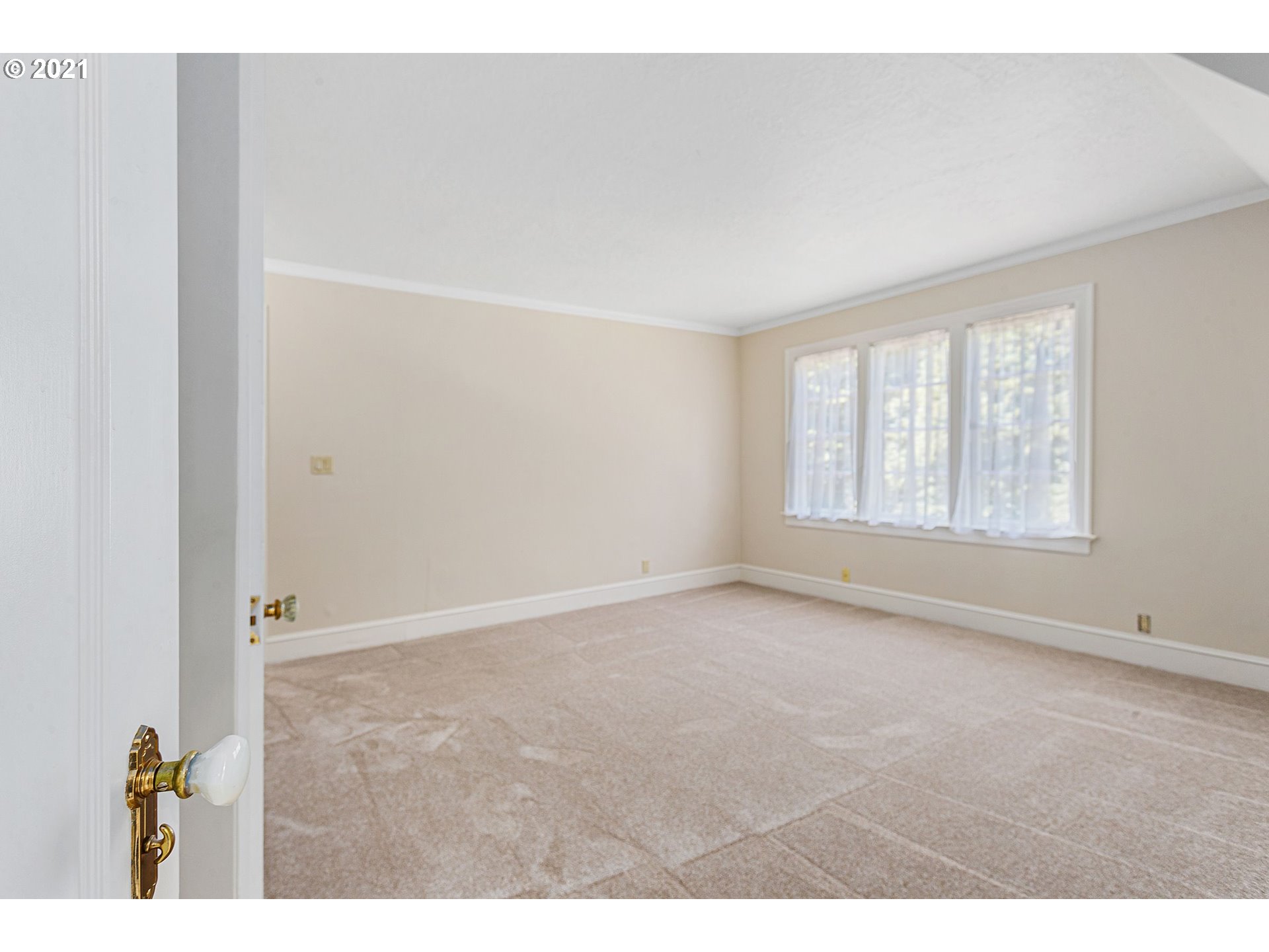 6326 Southeast Reed College Place Portland, OR 97202 - Photo 22 of 27 Gallery Image 22
