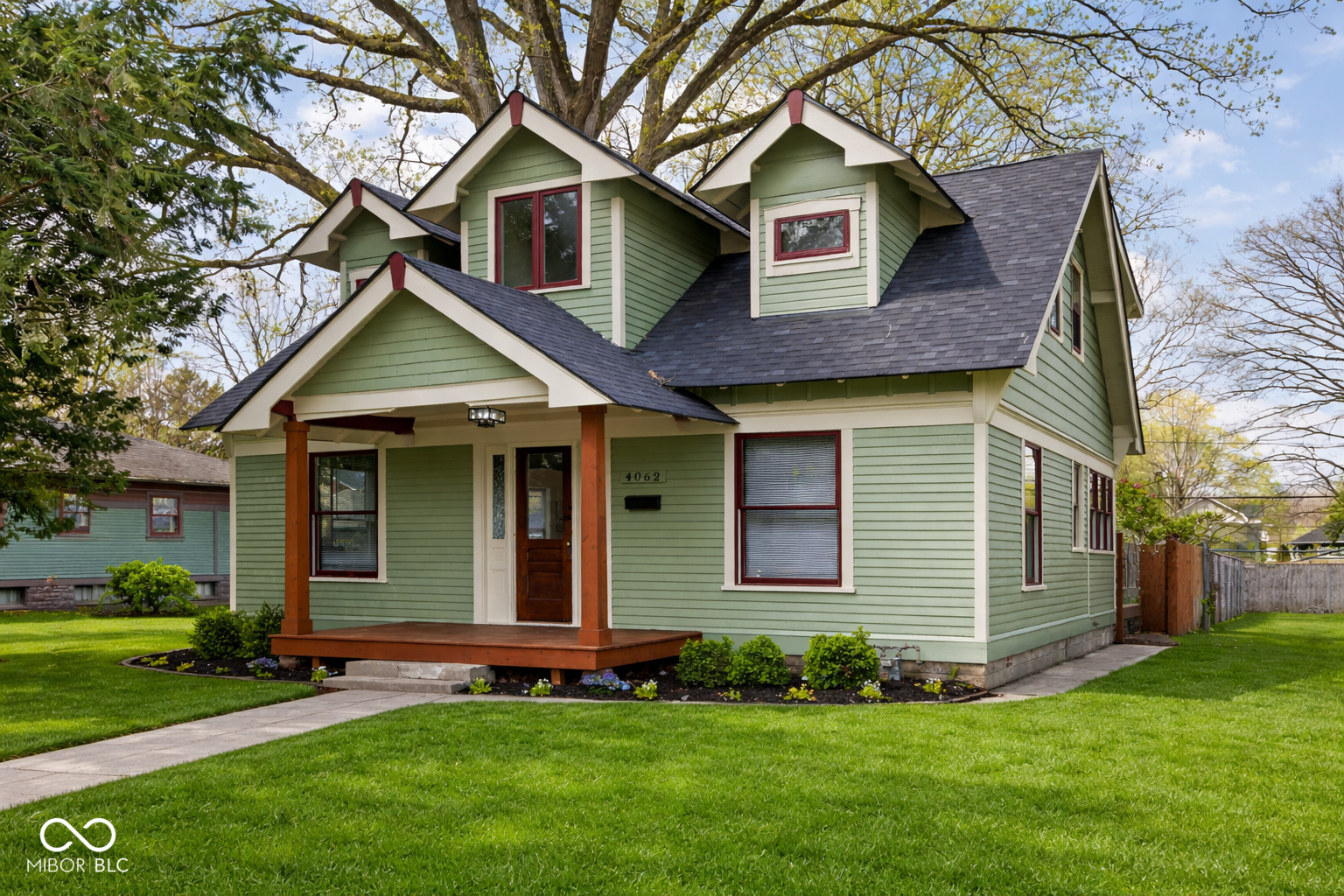 4062 Rookwood Avenue Indianapolis, IN 46208 - Photo 2 of 43