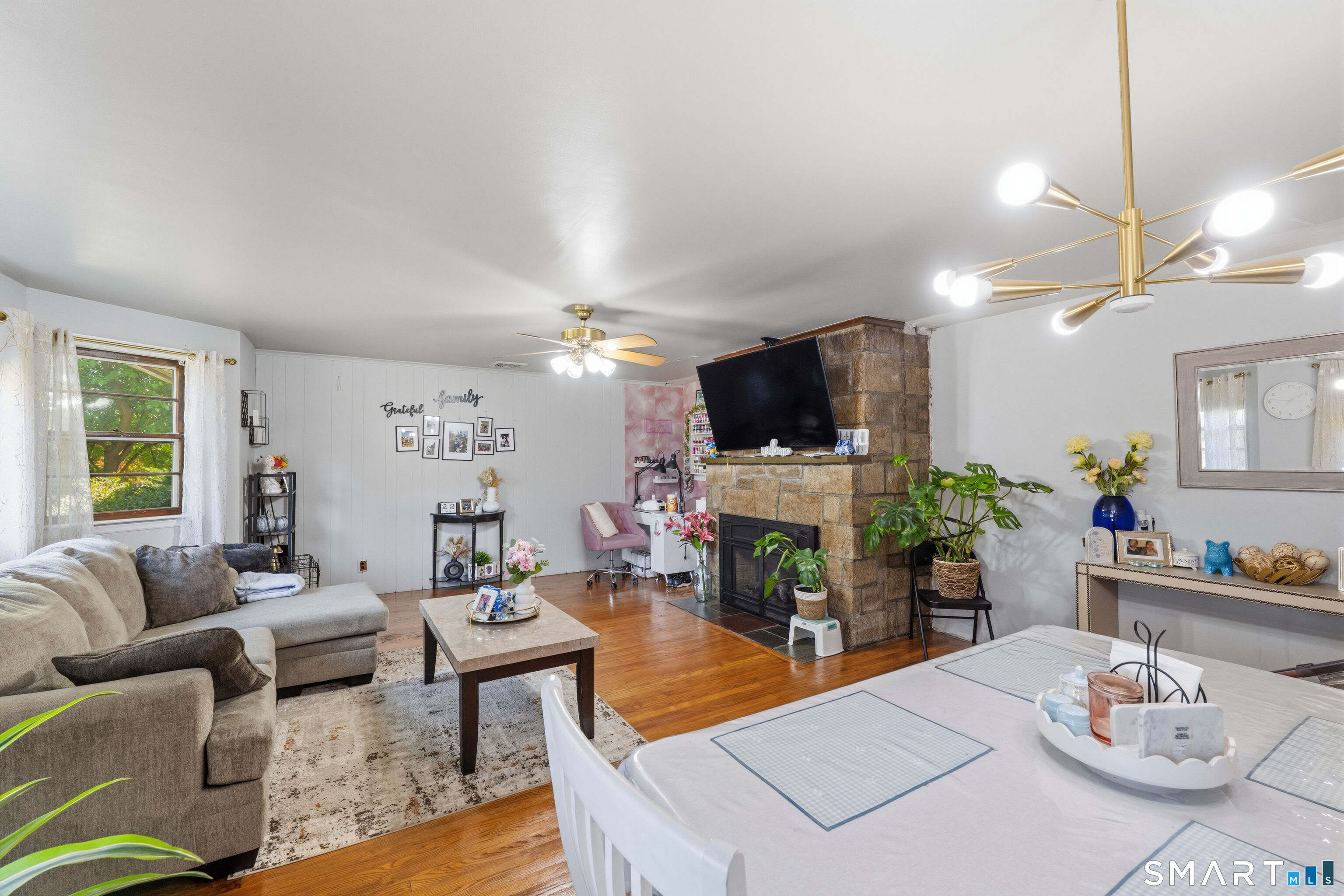 4 Francis Road Danbury, CT 06810 - Photo 8 of 36