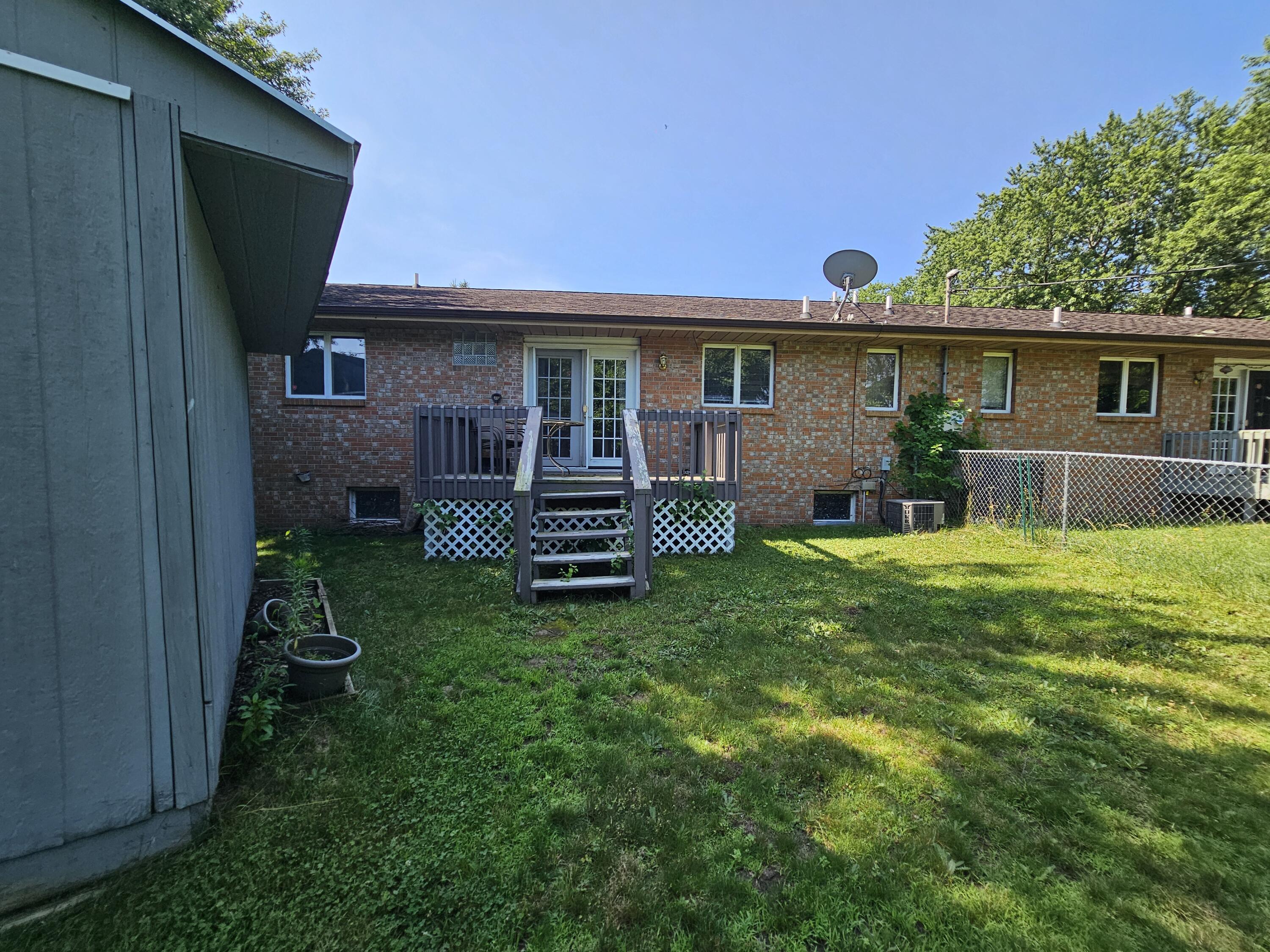 1605-1609 Pheasant Run Baroda, MI 49101 - Photo 20 of 23 rear yard
