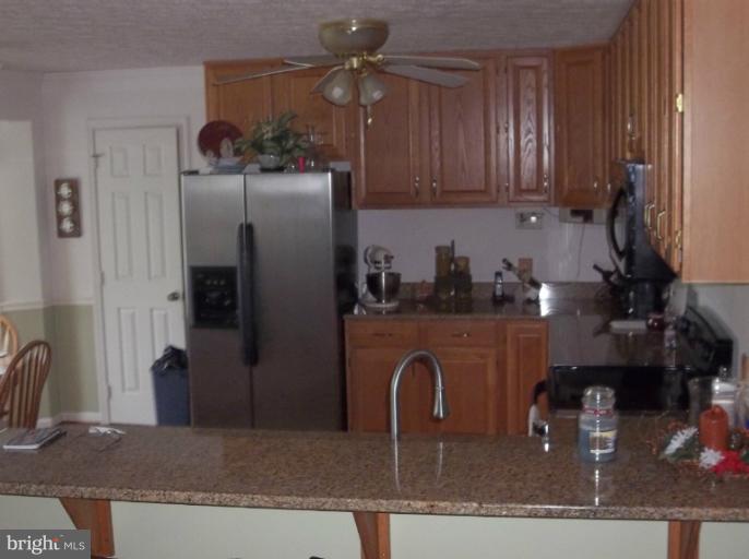 4310 Dunn Road Huntingtown, MD 20639 - Photo 1 of 25 Kitchen