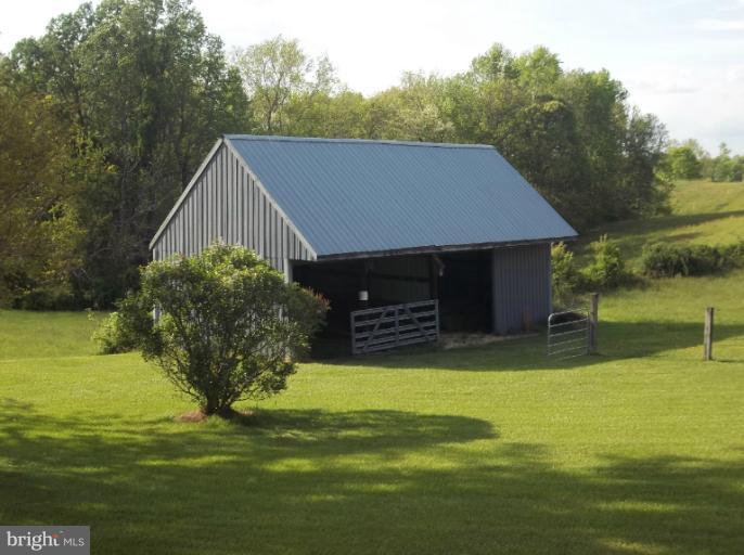 4310 Dunn Road Huntingtown, MD 20639 - Photo 22 of 25 Exterior (Rear)
