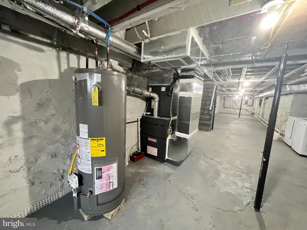 $3,500 | 3312 Haverford Avenue, Philadelphia, PA 19104