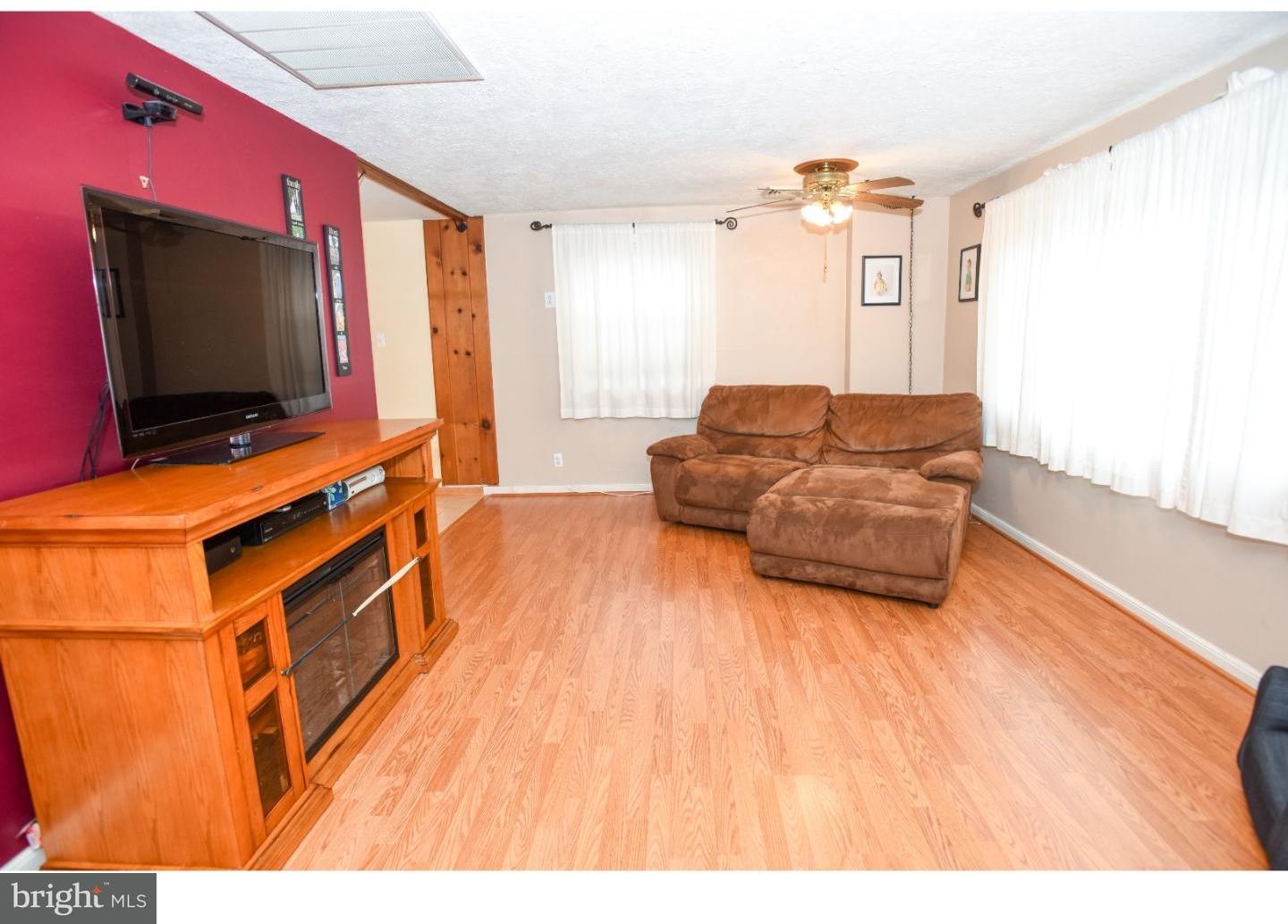 408 Bensal Road Hatboro, PA 19040 - Photo 5 of 25 Gallery Image 5