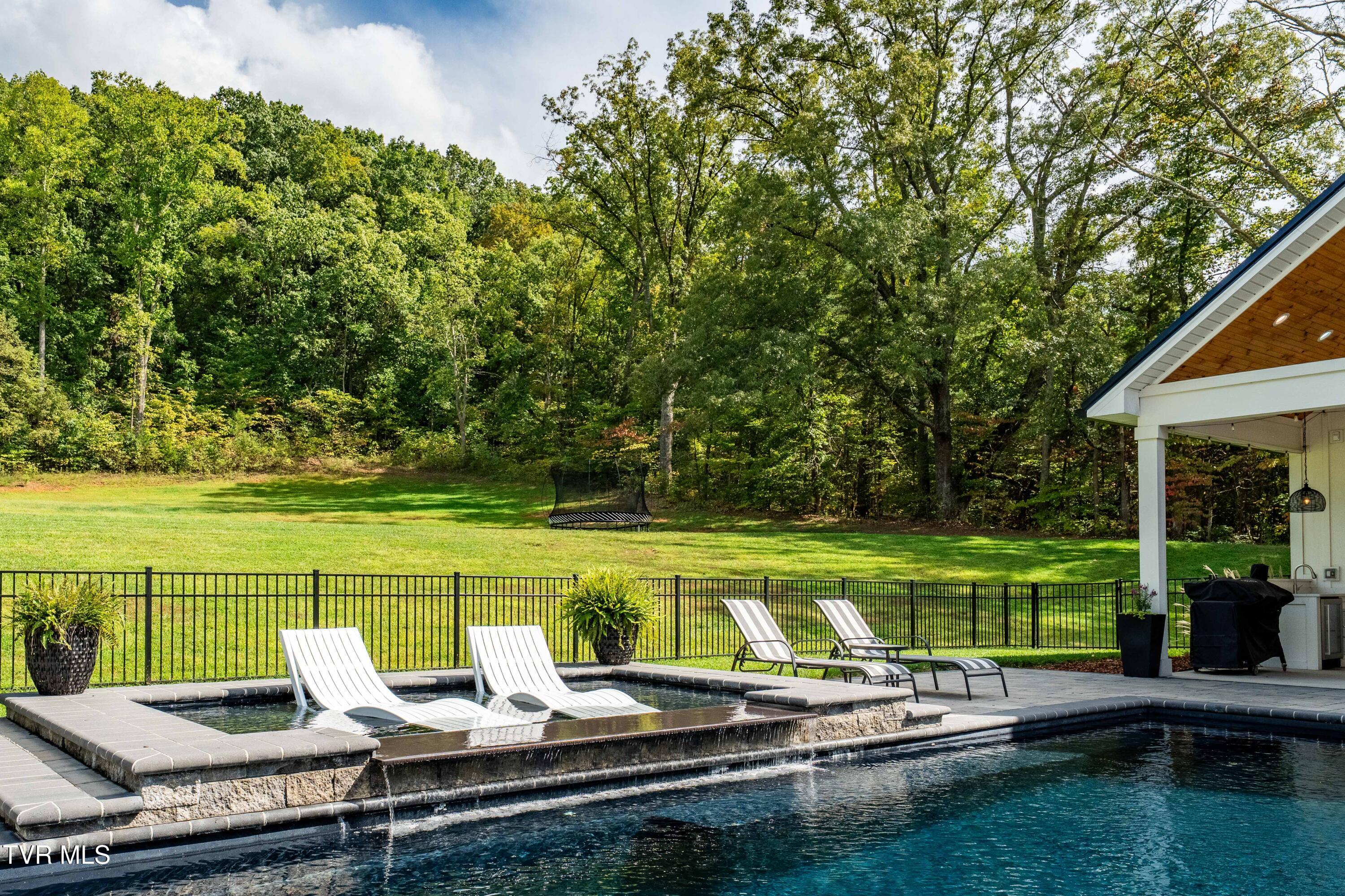 2333 Rock Springs Road Kingsport, TN 37664 - Photo 107 of 165 2333 Rock Springs Road (67 of 169)