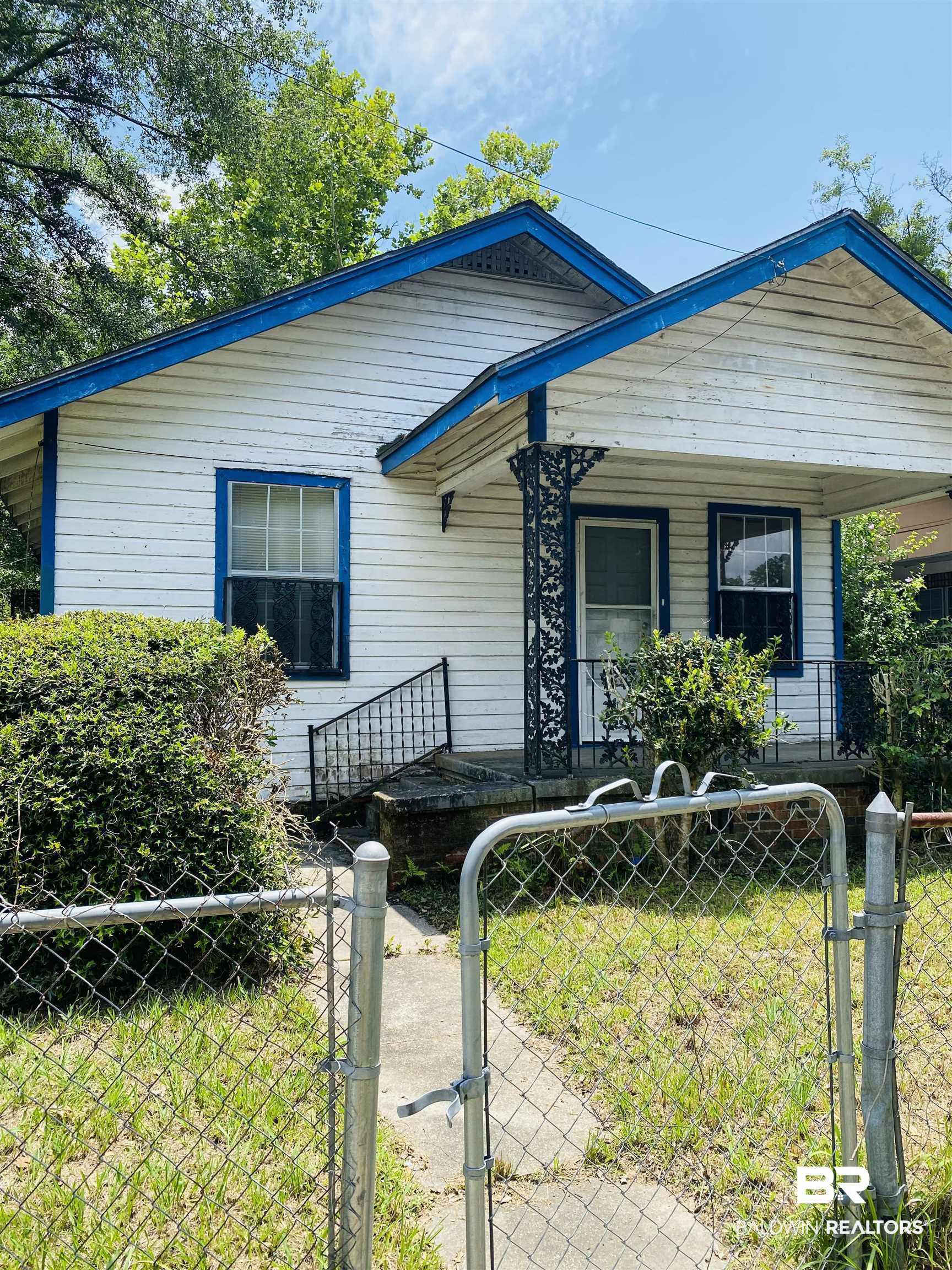 414 Irby Street Mobile, AL 36610 - Photo 2 of 15 Gallery Image 2