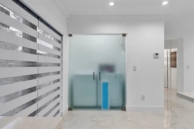 a view of bathroom with shower