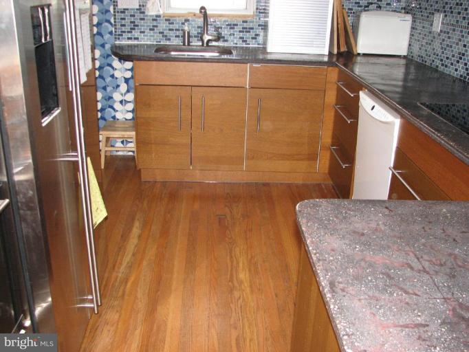 3028 Acton Road Baltimore, MD 21234 - Photo 2 of 26 Kitchen
