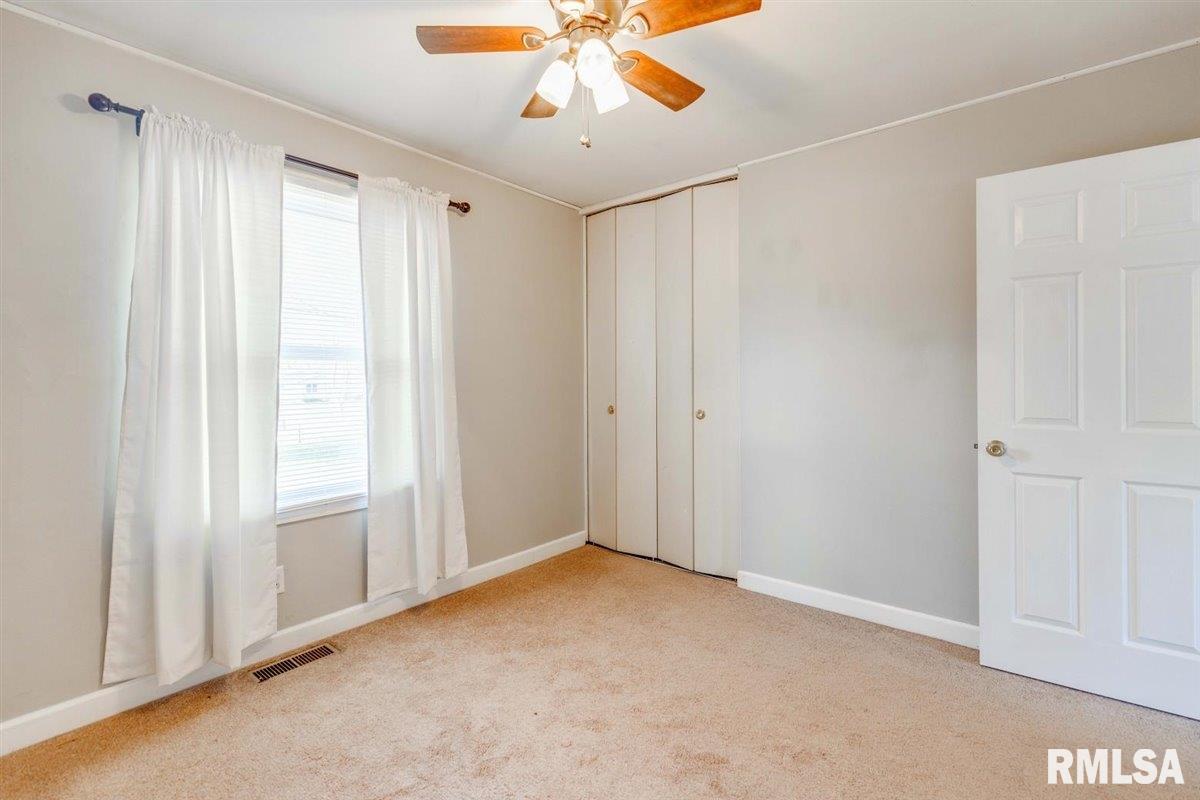 1411 Johnson Lane Springfield, IL 62702 - Photo 17 of 25
