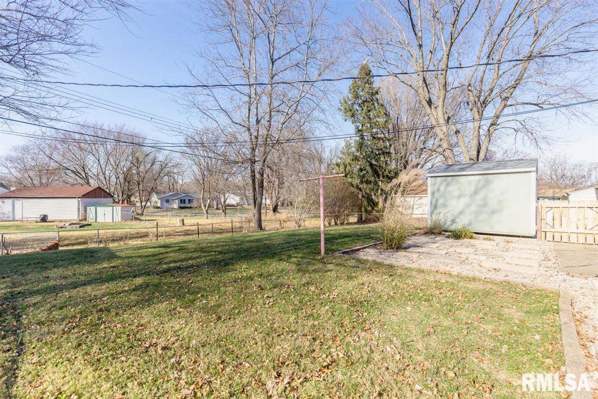 1411 Johnson Lane Springfield, IL 62702 - Photo 20 of 25
