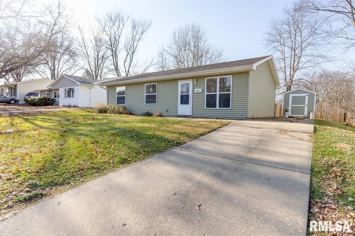 1411 Johnson Lane Springfield, IL 62702 - Photo 4 of 25