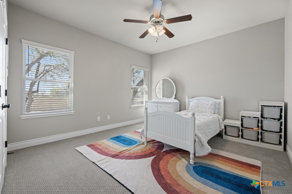 1745 Alta Vista Loop Temple, TX 76502 - Photo 27 of 34 a living room with furniture