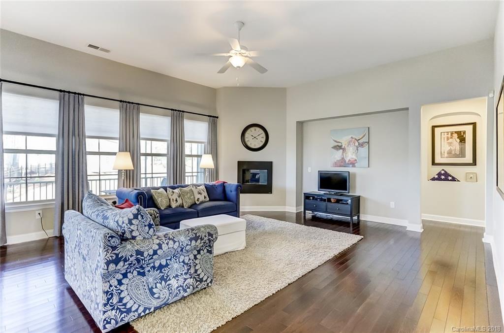 955 Castlewatch Drive Fort Mill, SC 29708 - Photo 8 of 33 Gallery Image 8