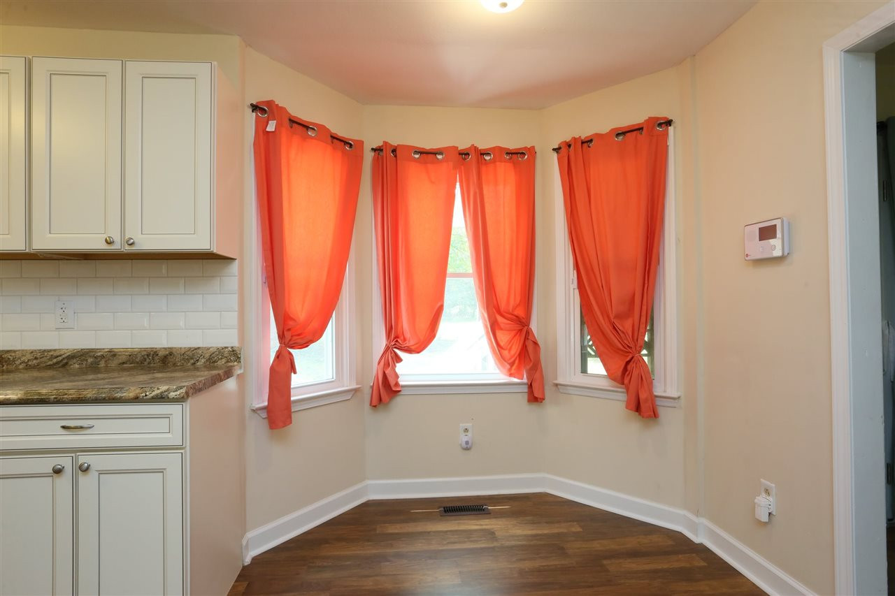 1912 Little Devine Road Selma, NC 27576 - Photo 18 of 30 Breakfast Area